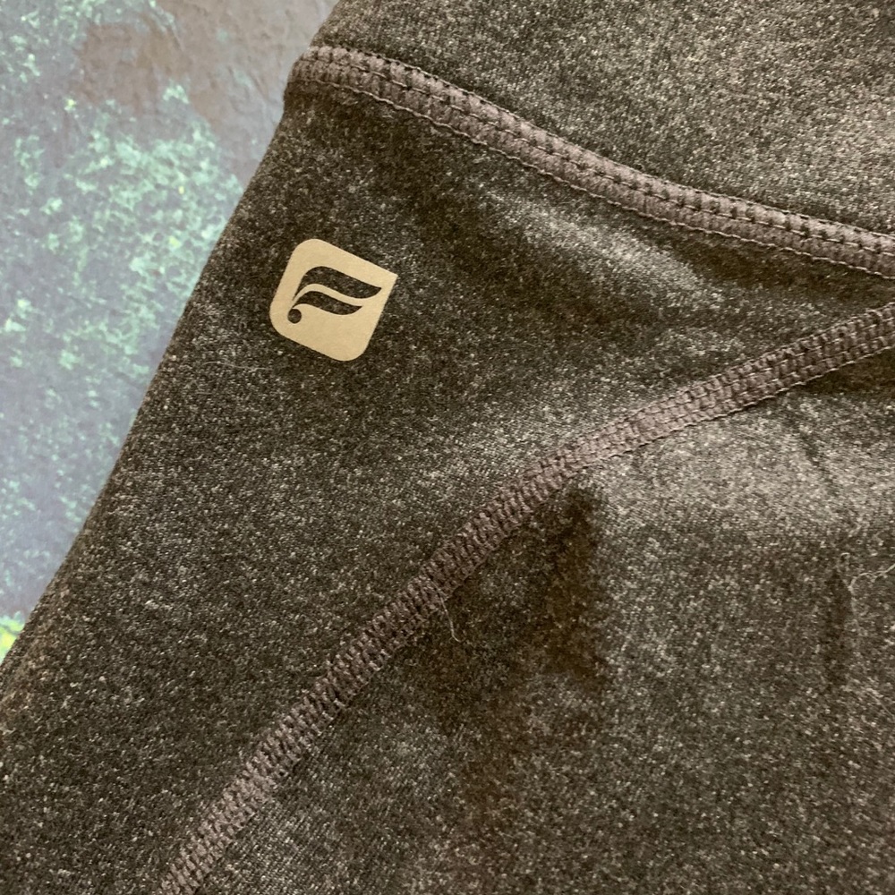 NWT Fabletics Leggings - Picture 3 of 3